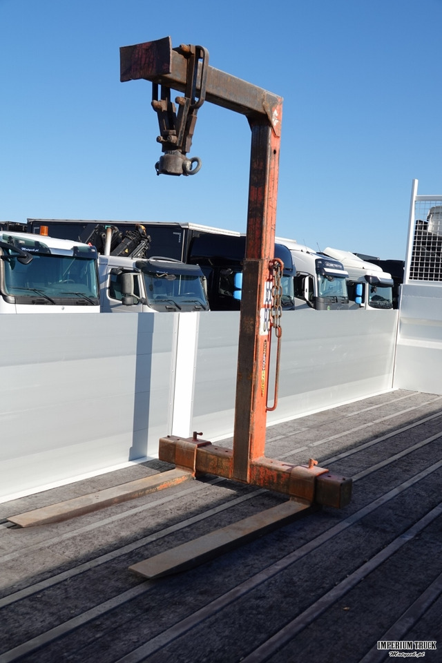 Dropside/ Flatbed truck, Crane truck RENAULT C 430 / 8x4 / SKRZYNIOWY 7 M + HDS PALFINGER 33002 -wysów: 14,5 M / UDŹWIG 9800 KG / STEROWANIE RADIOWE / ROTATOR / EURO 6: picture 21