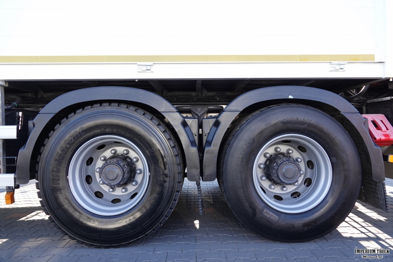 Dropside/ Flatbed truck, Crane truck RENAULT C 430 / 8x4 / SKRZYNIOWY 7 M + HDS PALFINGER 33002 -wysów: 14,5 M / UDŹWIG 9800 KG / STEROWANIE RADIOWE / ROTATOR / EURO 6: picture 28