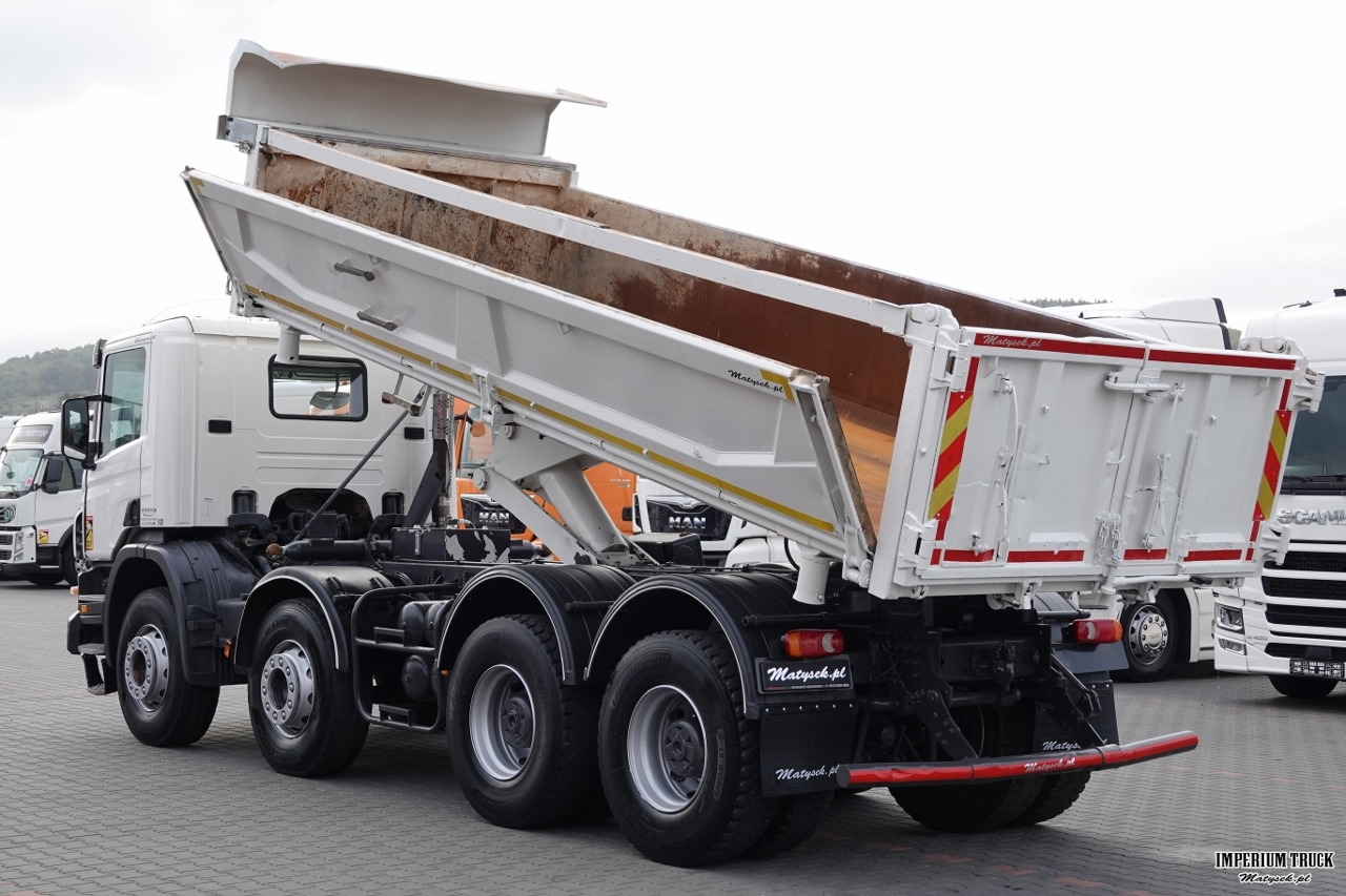 SCANIA P 380 / 8x4 / WYWROTKA / HYDROBURTA / BORDMATIC / SPROWADZONA / ŁADOWNOŚĆ : 18500 kg - Tipper: picture 2 SCANIA P 380 / 8x4 / WYWROTKA / HYDROBURTA / BORDMATIC / SPROWADZONA / ŁADOWNOŚĆ : 18500 kg - Tipper: picture 2