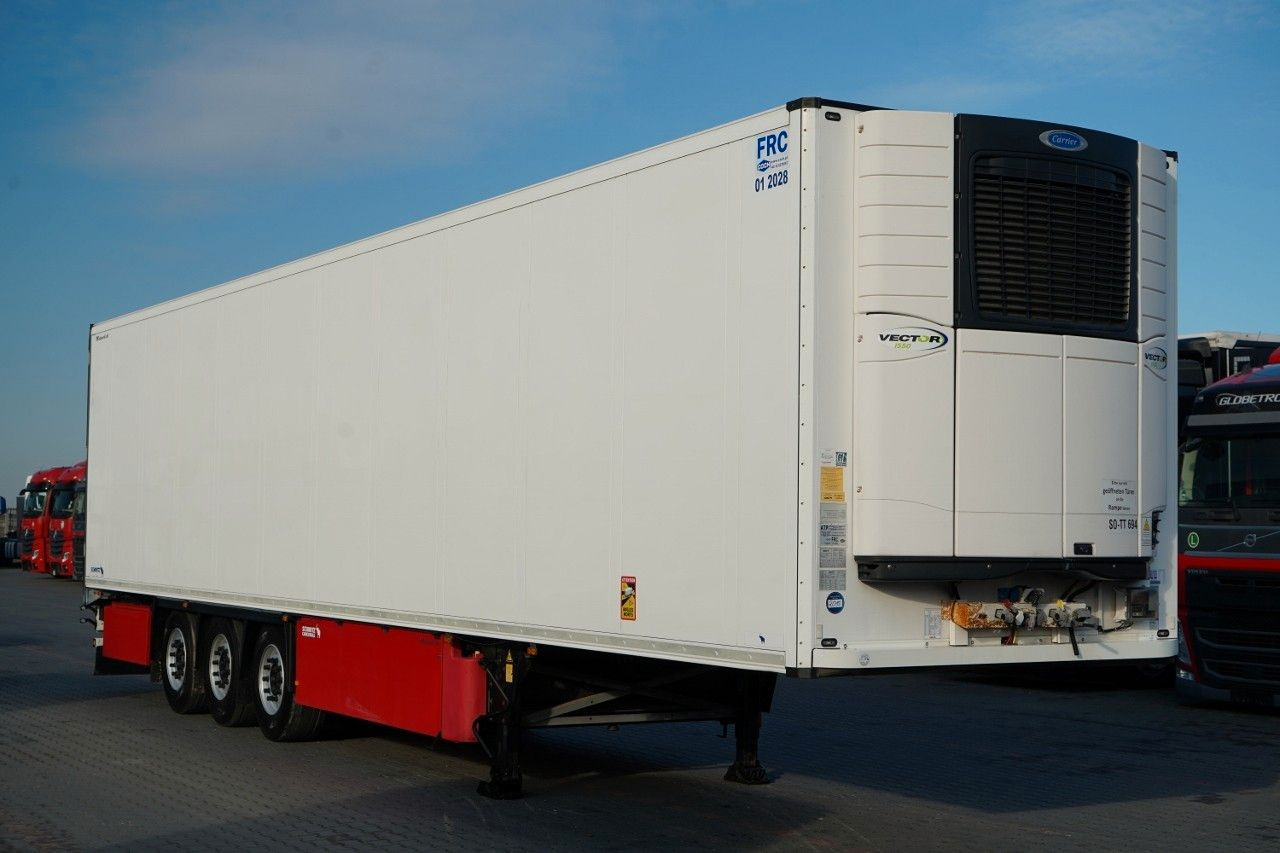 Schmitz Cargobull CHŁODNIA / CARRIER VECTOR 1550 / OŚ PODNOSZONA / - Refrigerator semi-trailer: picture 1 Schmitz Cargobull CHŁODNIA / CARRIER VECTOR 1550 / OŚ PODNOSZONA / - Refrigerator semi-trailer: picture 1