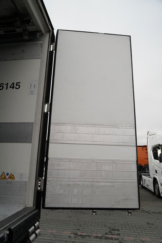 Refrigerator semi-trailer Schmitz Cargobull CHŁODNIA / THERMO KING / HAKÓWKA / OŚ PODNOSZO: picture 14 Refrigerator semi-trailer Schmitz Cargobull CHŁODNIA / THERMO KING / HAKÓWKA / OŚ PODNOSZO: picture 14