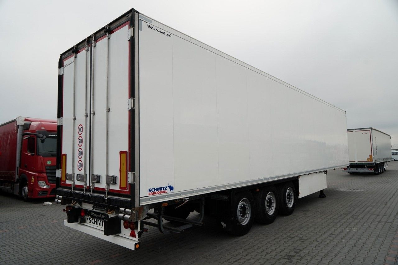 Refrigerator semi-trailer Schmitz Cargobull CHŁODNIA / THERMO KING / HAKÓWKA / OŚ PODNOSZO: picture 7 Refrigerator semi-trailer Schmitz Cargobull CHŁODNIA / THERMO KING / HAKÓWKA / OŚ PODNOSZO: picture 7