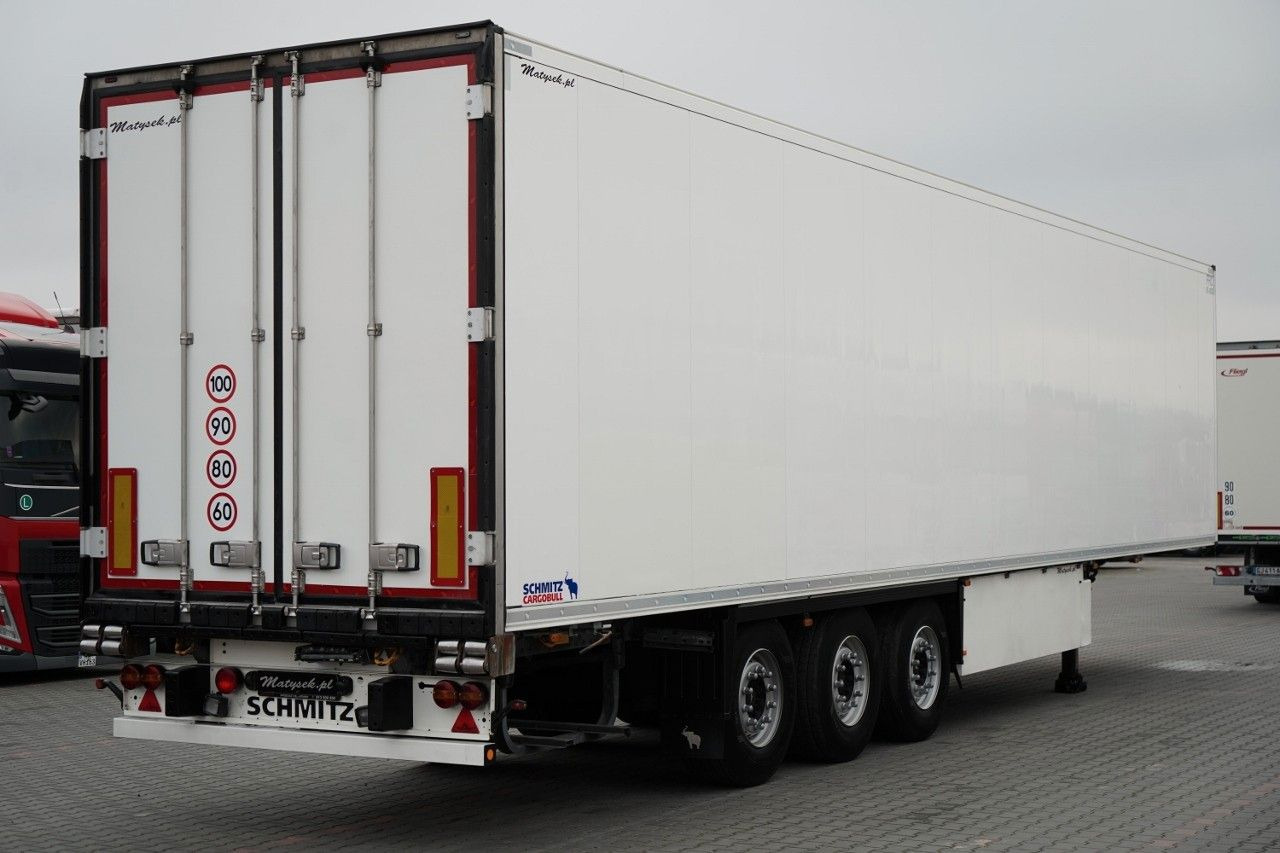 Refrigerator semi-trailer Schmitz Cargobull CHŁODNIA / THERMO KING / HAKÓWKA / OŚ PODNOSZO: picture 8 Refrigerator semi-trailer Schmitz Cargobull CHŁODNIA / THERMO KING / HAKÓWKA / OŚ PODNOSZO: picture 8