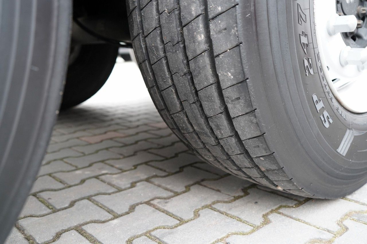 Refrigerator semi-trailer Schmitz Cargobull CHŁODNIA / THERMO KING / HAKÓWKA / OŚ PODNOSZO: picture 23 Refrigerator semi-trailer Schmitz Cargobull CHŁODNIA / THERMO KING / HAKÓWKA / OŚ PODNOSZO: picture 23