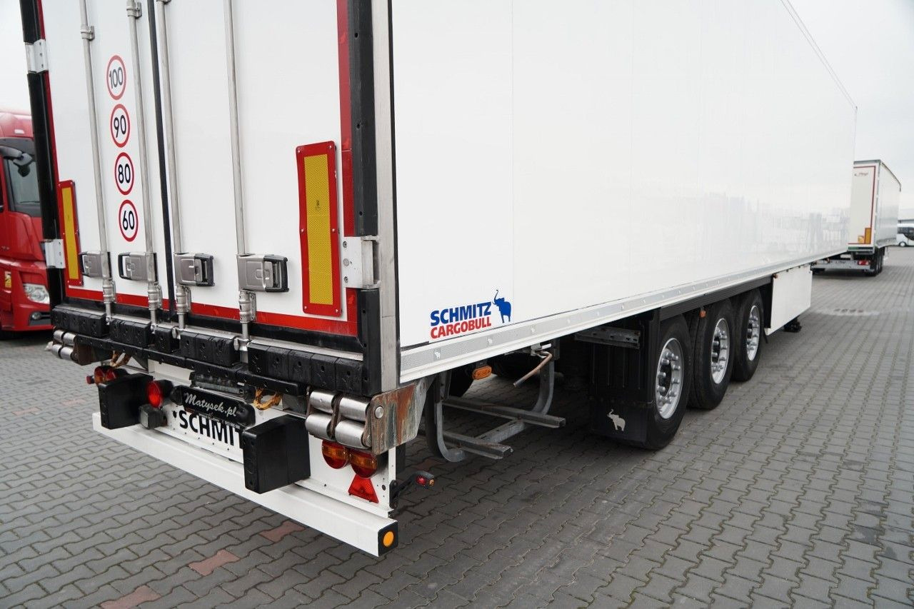 Refrigerator semi-trailer Schmitz Cargobull CHŁODNIA / THERMO KING / HAKÓWKA / OŚ PODNOSZO: picture 13 Refrigerator semi-trailer Schmitz Cargobull CHŁODNIA / THERMO KING / HAKÓWKA / OŚ PODNOSZO: picture 13