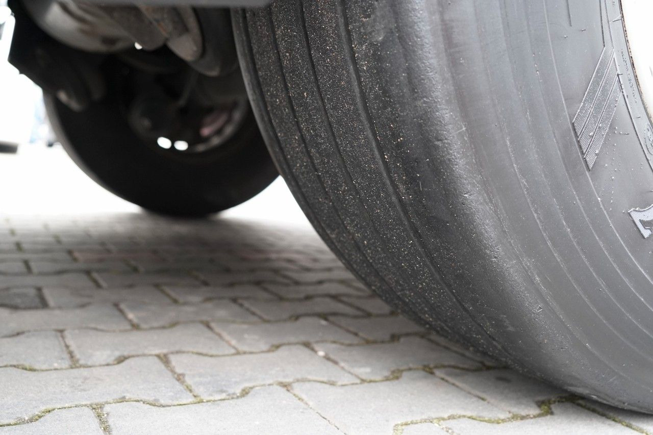 Refrigerator semi-trailer Schmitz Cargobull CHŁODNIA / THERMO KING / HAKÓWKA / OŚ PODNOSZO: picture 22 Refrigerator semi-trailer Schmitz Cargobull CHŁODNIA / THERMO KING / HAKÓWKA / OŚ PODNOSZO: picture 22