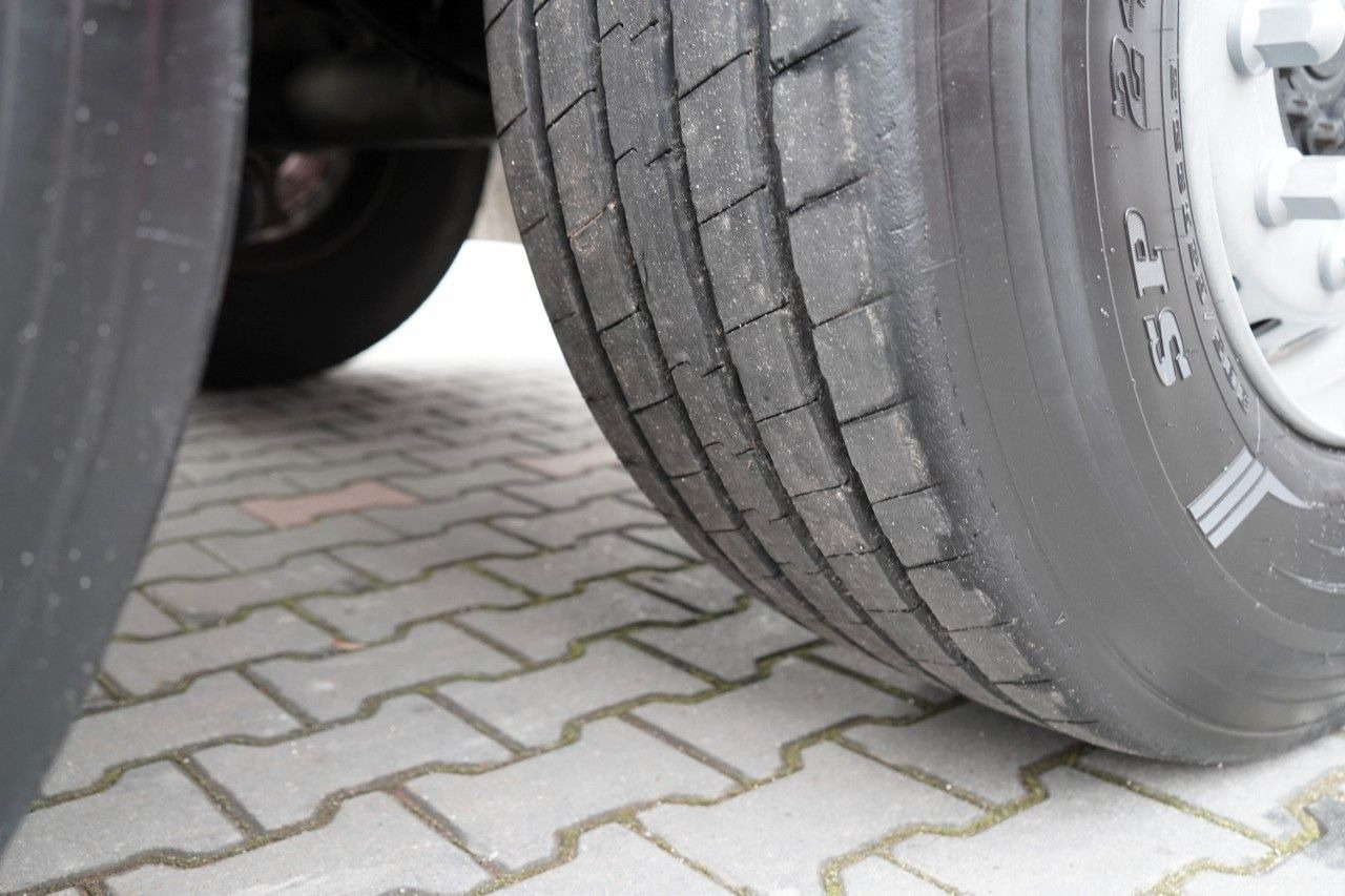 Refrigerator semi-trailer Schmitz Cargobull CHŁODNIA / THERMO KING / HAKÓWKA / OŚ PODNOSZO: picture 24 Refrigerator semi-trailer Schmitz Cargobull CHŁODNIA / THERMO KING / HAKÓWKA / OŚ PODNOSZO: picture 24