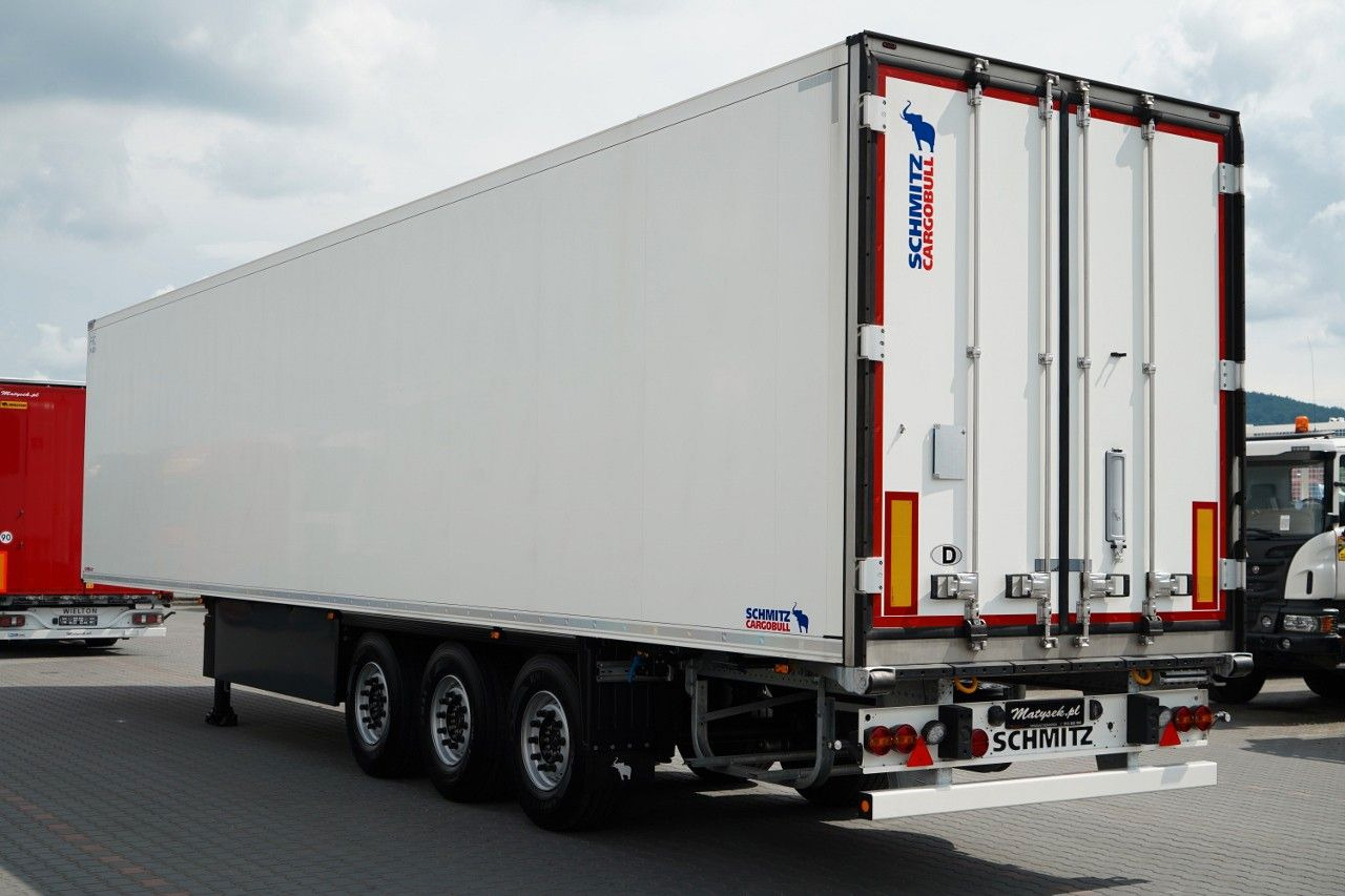 Schmitz Cargobull / CHŁODNIA / THERMO KING SLX 300 / DOPPELSTOCK / - Refrigerator semi-trailer: picture 3 Schmitz Cargobull / CHŁODNIA / THERMO KING SLX 300 / DOPPELSTOCK / - Refrigerator semi-trailer: picture 3