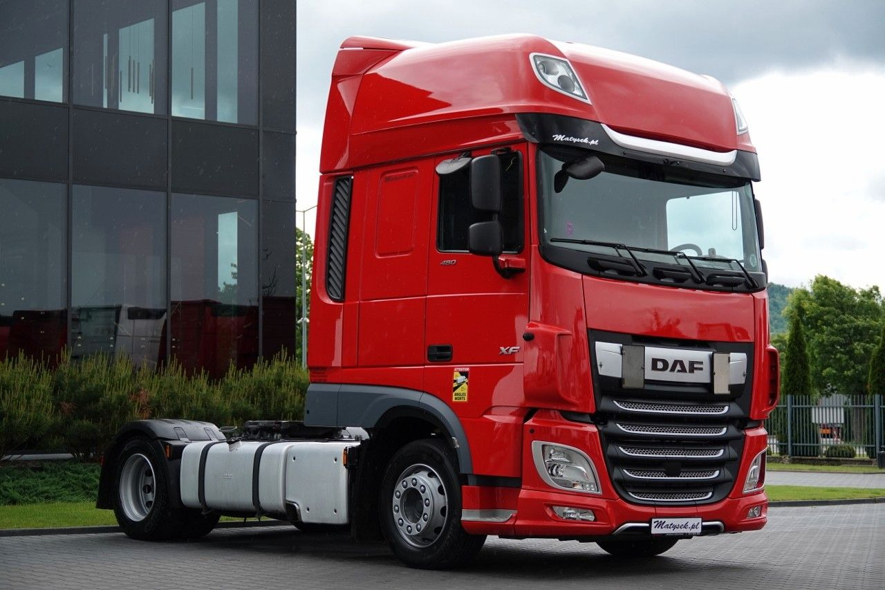 DAF XF 480 / LOW DECK / MEGA / 2021 / SSC / PO ZŁOTY - Tractor unit: picture 1 DAF XF 480 / LOW DECK / MEGA / 2021 / SSC / PO ZŁOTY - Tractor unit: picture 1