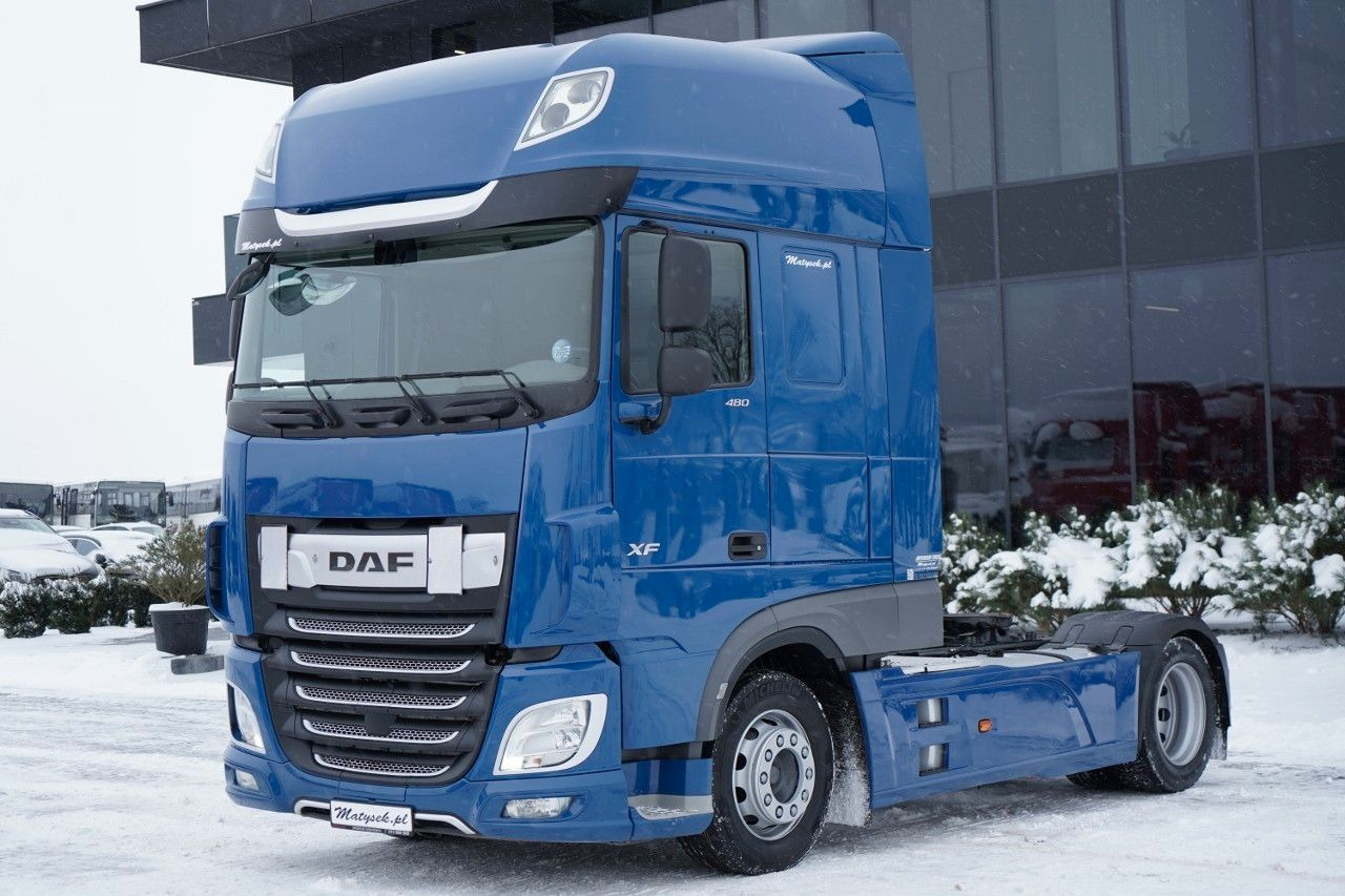 DAF XF 480 / MEGA / SUPER SPACE CAB / LOW DECK / 20 - Tractor unit: picture 3 DAF XF 480 / MEGA / SUPER SPACE CAB / LOW DECK / 20 - Tractor unit: picture 3