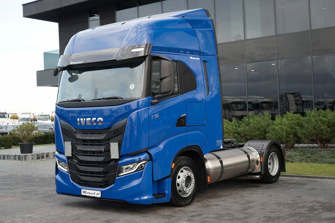 Iveco S-WAY / 460 / RETARDER / LNG / - Tractor unit: picture 2 Iveco S-WAY / 460 / RETARDER / LNG / - Tractor unit: picture 2