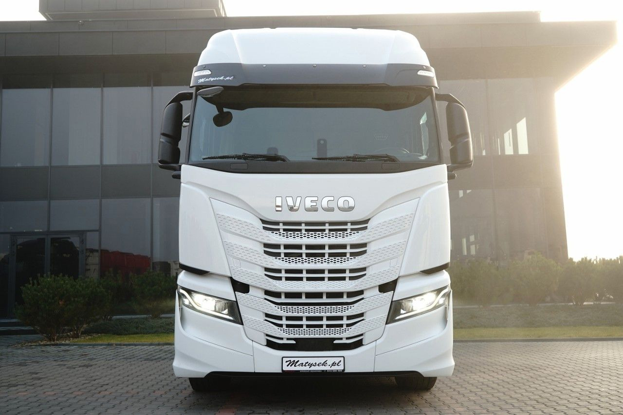 Iveco S-WAY / 510 / RETARDER / I-PARK COOL - Tractor unit: picture 3 Iveco S-WAY / 510 / RETARDER / I-PARK COOL - Tractor unit: picture 3