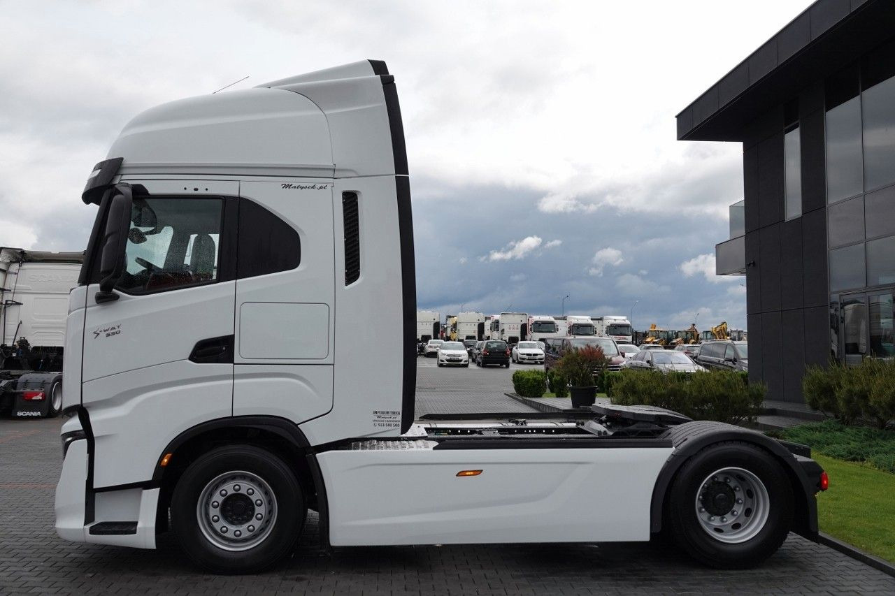 Iveco S-WAY / 530 / RETARDER / I-PARK COOL / 2022 ROK - Tractor unit: picture 3 Iveco S-WAY / 530 / RETARDER / I-PARK COOL / 2022 ROK - Tractor unit: picture 3