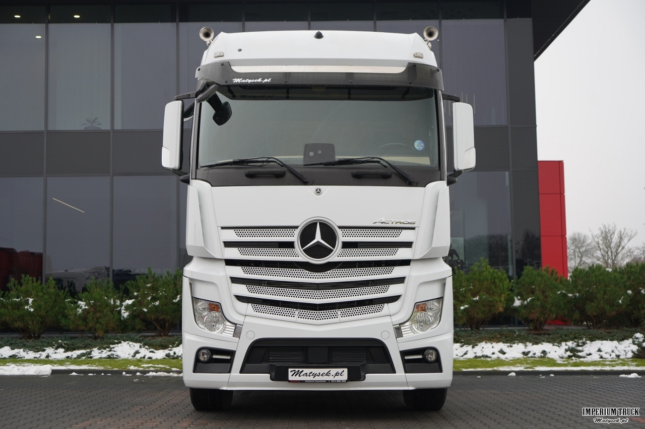 MERCEDES ACTROS 1853 / HYDRAULIKA / RETARDER / BIG SPACE / FLEETBOARD - Tractor unit: picture 3 MERCEDES ACTROS 1853 / HYDRAULIKA / RETARDER / BIG SPACE / FLEETBOARD - Tractor unit: picture 3