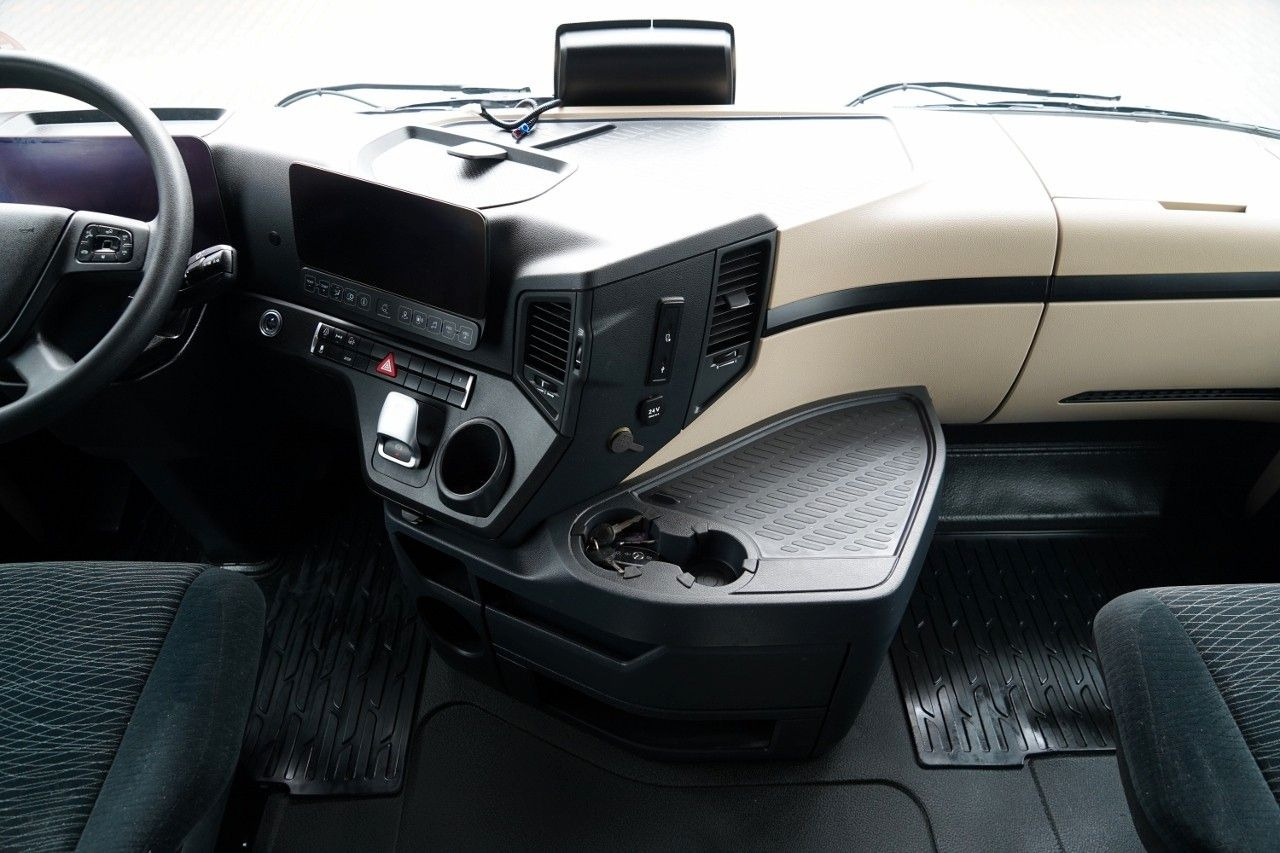 Mercedes-Benz ACTROS 1845 / BIG SPACE / 2020 leasing Mercedes-Benz ACTROS 1845 / BIG SPACE / 2020: picture 32