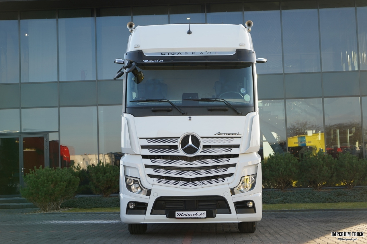 Mercedes-Benz ACTROS L 1851 / GIGA SPACE / RETARDER / 2022 R - Tractor unit: picture 3 Mercedes-Benz ACTROS L 1851 / GIGA SPACE / RETARDER / 2022 R - Tractor unit: picture 3