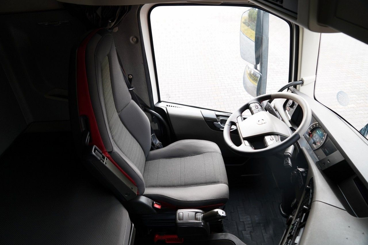 Tractor unit Volvo FH 460 / STANDARD / I-SHIFT /: picture 26