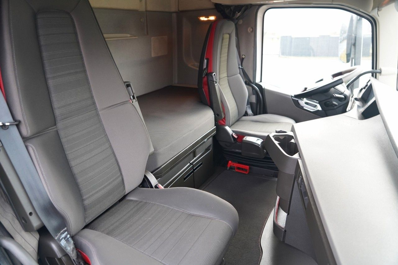 Tractor unit Volvo FH 460 / STANDARD / I-SHIFT /: picture 34