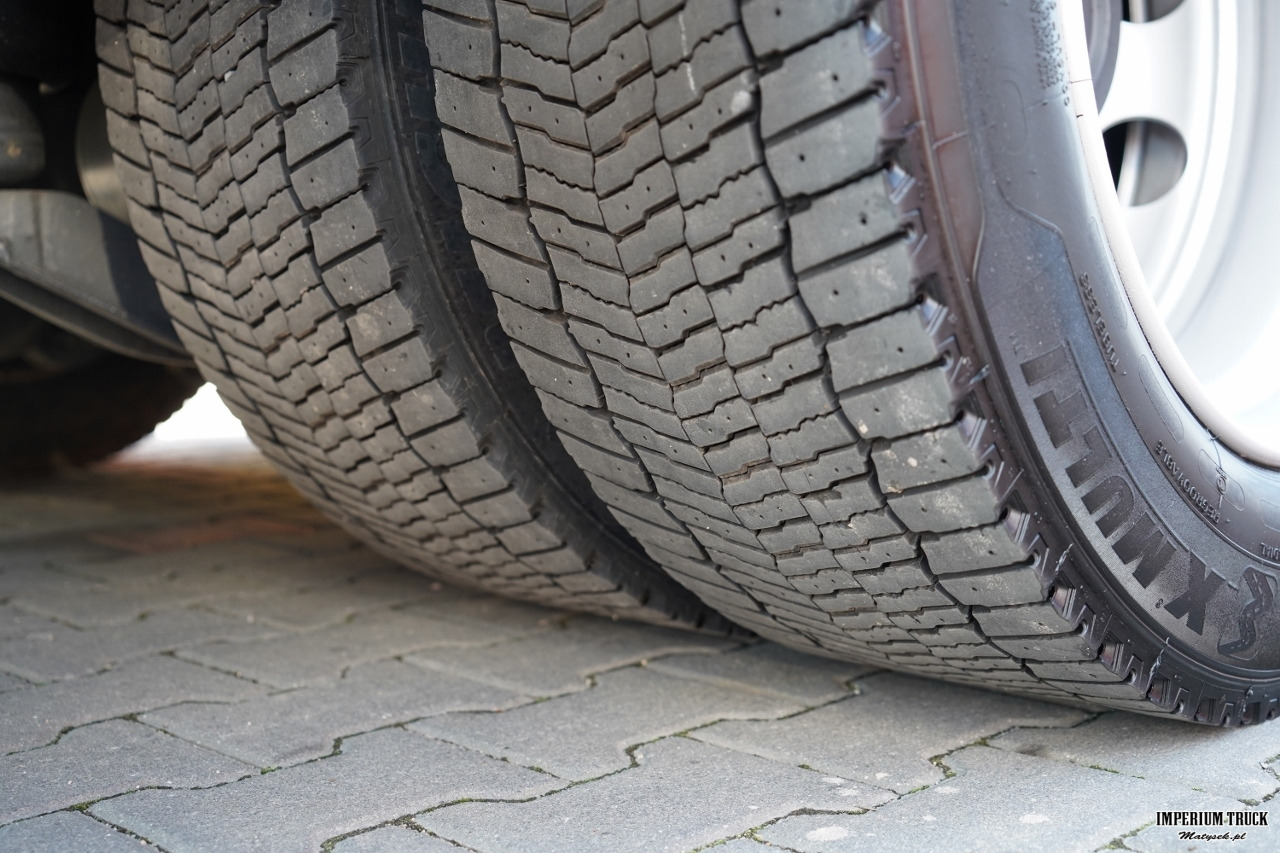 Curtain side truck VOLVO FH 500 / I-SAVE / XL / ZESTAW TANDEM PRZEJAZDOWY 120 M3 / 2023 / I-PARK COOL / ZAWIESIE DOKI DO WÓZKA / PO ZŁOTYM KONTRAKCIE SERWISOWYM: picture 33