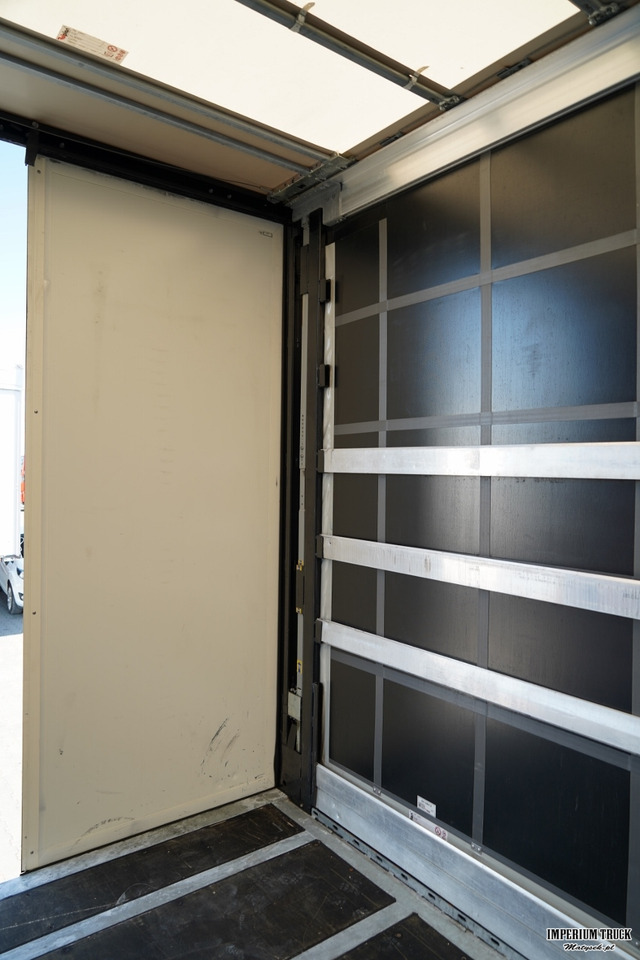Curtain side truck VOLVO FH 500 / I-SAVE / XL / ZESTAW TANDEM PRZEJAZDOWY 120 M3 / 2023 / I-PARK COOL / ZAWIESIE DOKI DO WÓZKA / PO ZŁOTYM KONTRAKCIE SERWISOWYM: picture 30