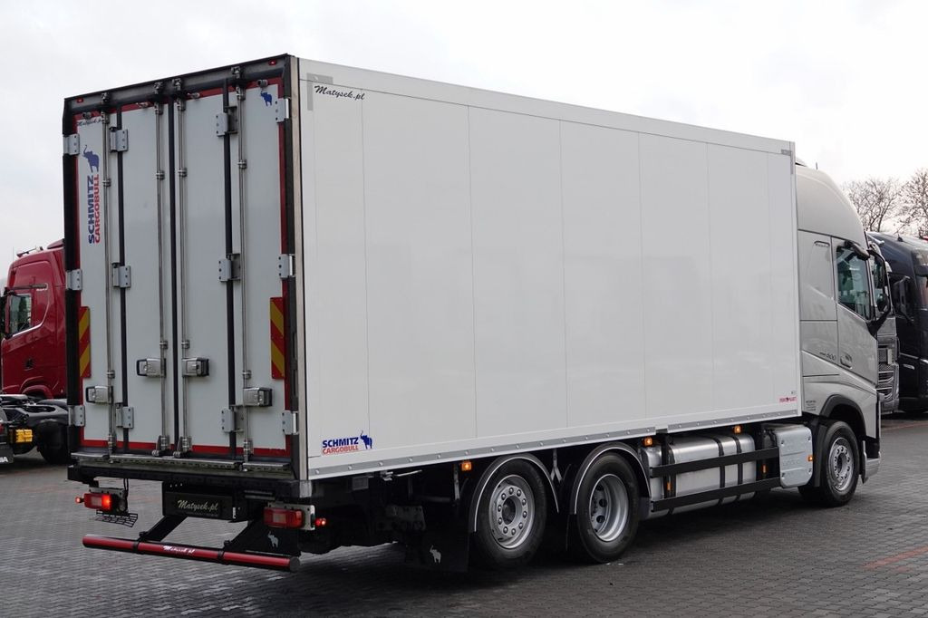 Volvo FH 500 / XXL / 6x2 / CHŁODNIA SCHMITZ - 7,2 M / - Refrigerator truck: picture 4 Volvo FH 500 / XXL / 6x2 / CHŁODNIA SCHMITZ - 7,2 M / - Refrigerator truck: picture 4