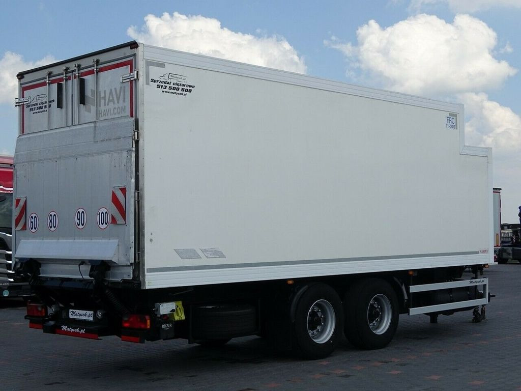 Wielton PLANDEX/REFRIDGERATOR/19 PALLETS/TK TS300/7,55 M Wielton PLANDEX/REFRIDGERATOR/19 PALLETS/TK TS300/7,55 M - Refrigerator trailer: picture 5 Wielton PLANDEX/REFRIDGERATOR/19 PALLETS/TK TS300/7,55 M Wielton PLANDEX/REFRIDGERATOR/19 PALLETS/TK TS300/7,55 M - Refrigerator trailer: picture 5