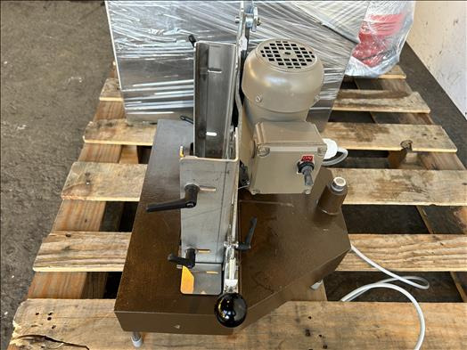 Dedy Chocolate shavings machine - Food processing equipment: picture 2 Dedy Chocolate shavings machine - Food processing equipment: picture 2