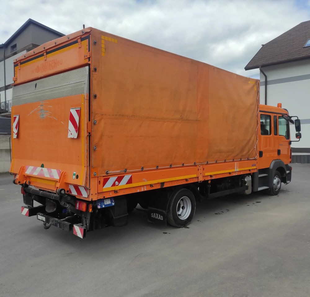 MAN TGL 8.180 DOKA / 6 OSOBOWY /BUTRO-PLANDEKA / - Curtain side truck: picture 3 MAN TGL 8.180 DOKA / 6 OSOBOWY /BUTRO-PLANDEKA / - Curtain side truck: picture 3
