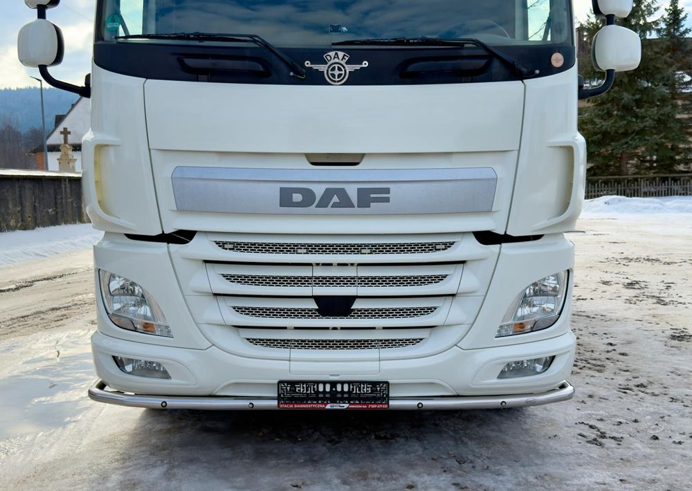 DAF CF330 / 410 / FIRANKA / SILNIK 11 LITROWY / RETARDER / WINDA / OŚ SKRĘTNA-PODNOSZONA / E6 / SPROWADZONY /23 PALETY/ - Curtain side truck: picture 4 DAF CF330 / 410 / FIRANKA / SILNIK 11 LITROWY / RETARDER / WINDA / OŚ SKRĘTNA-PODNOSZONA / E6 / SPROWADZONY /23 PALETY/ - Curtain side truck: picture 4