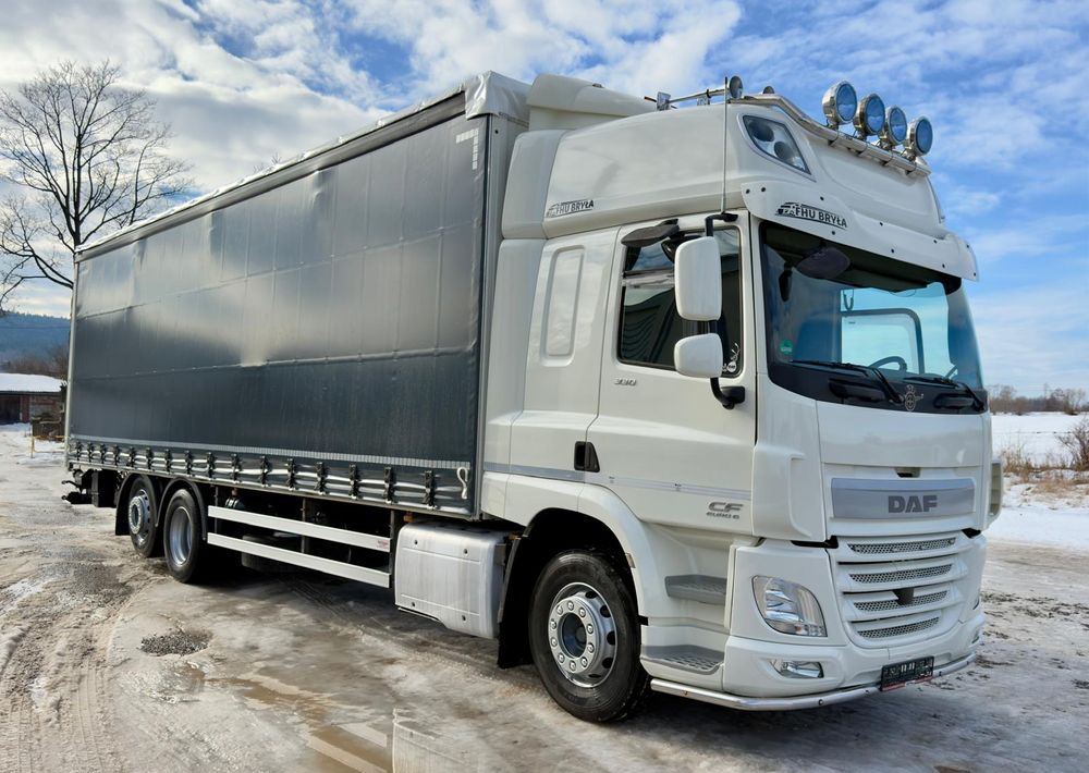 DAF CF330 / 410 / FIRANKA / SILNIK 11 LITROWY / RETARDER / WINDA / OŚ SKRĘTNA-PODNOSZONA / E6 / SPROWADZONY /23 PALETY/ - Curtain side truck: picture 2 DAF CF330 / 410 / FIRANKA / SILNIK 11 LITROWY / RETARDER / WINDA / OŚ SKRĘTNA-PODNOSZONA / E6 / SPROWADZONY /23 PALETY/ - Curtain side truck: picture 2