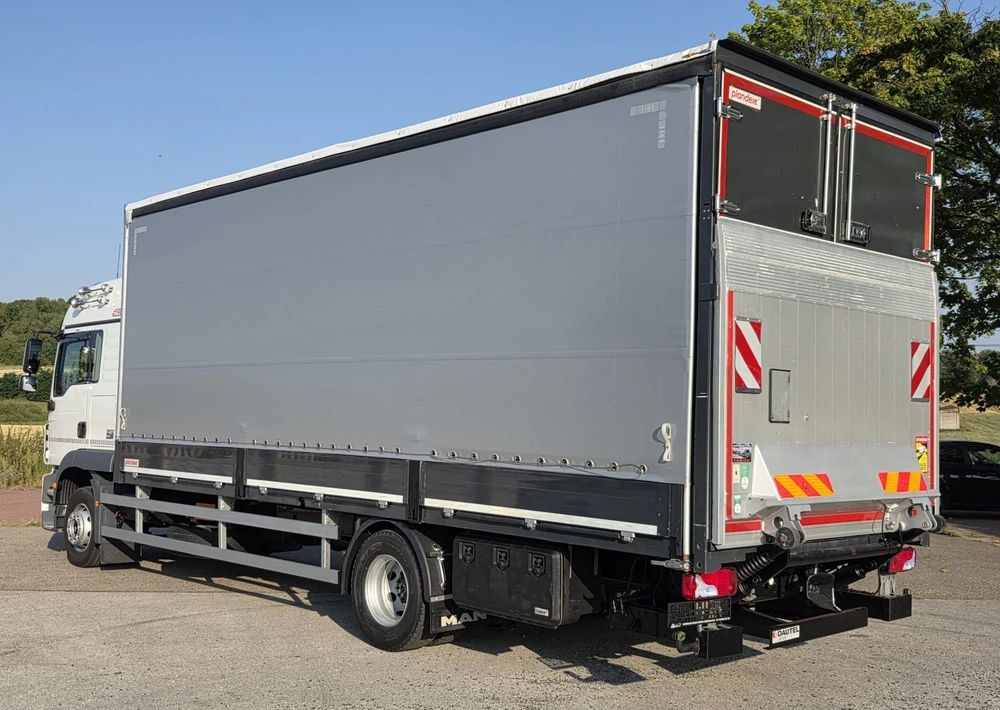 MAN TGM 15.290 / BURTO-FIRANKA / CAŁY NA PODUSZKACH /KLIMA POSTOJOWA / 2018R / NISKI PRZEBIEG / 18 PALET / E6 / JAK NOWY / WINDA / - Curtain side truck: picture 5 MAN TGM 15.290 / BURTO-FIRANKA / CAŁY NA PODUSZKACH /KLIMA POSTOJOWA / 2018R / NISKI PRZEBIEG / 18 PALET / E6 / JAK NOWY / WINDA / - Curtain side truck: picture 5
