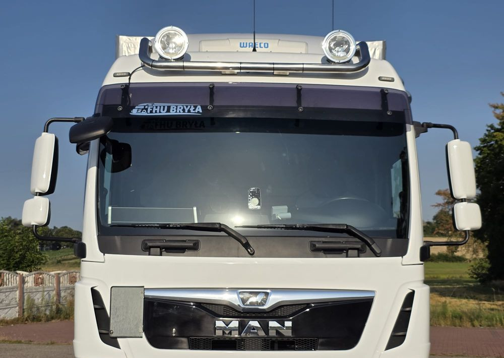 MAN TGM 15.290 / BURTO-FIRANKA / CAŁY NA PODUSZKACH /KLIMA POSTOJOWA / 2018R / NISKI PRZEBIEG / 18 PALET / E6 / JAK NOWY / WINDA / - Curtain side truck: picture 3 MAN TGM 15.290 / BURTO-FIRANKA / CAŁY NA PODUSZKACH /KLIMA POSTOJOWA / 2018R / NISKI PRZEBIEG / 18 PALET / E6 / JAK NOWY / WINDA / - Curtain side truck: picture 3