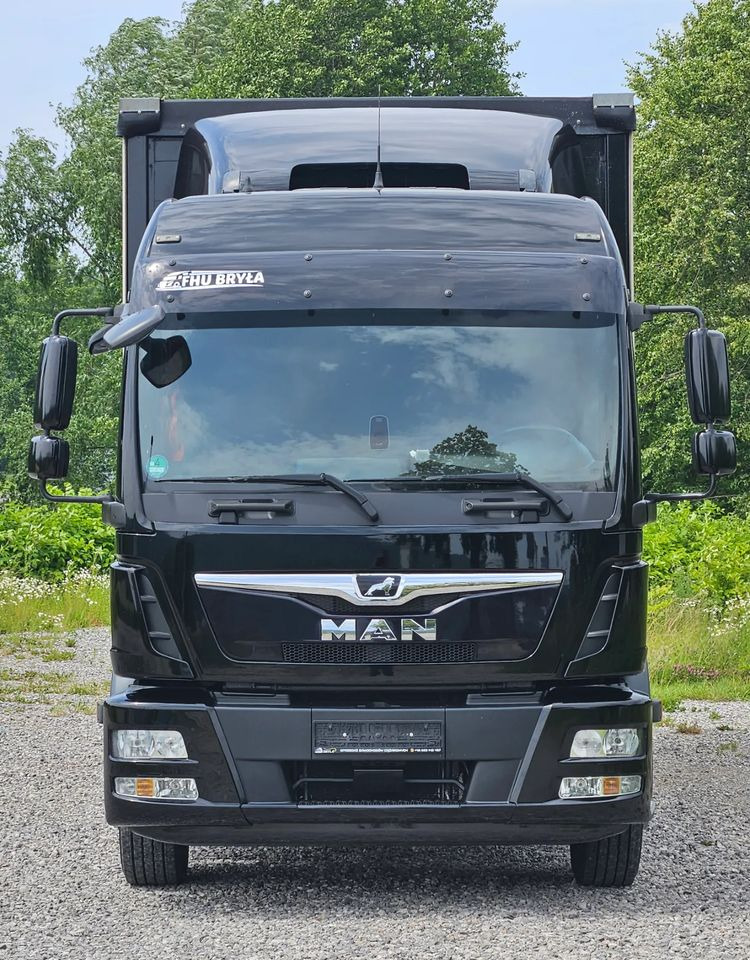 MAN TGM 15.290 / FIRANKA / 2019R / SPROWADZONY/ 7500 ŁADOWNOŚĆ / 18 PALET / E6 / JAK NOWY / WINDA / - Curtain side truck: picture 3 MAN TGM 15.290 / FIRANKA / 2019R / SPROWADZONY/ 7500 ŁADOWNOŚĆ / 18 PALET / E6 / JAK NOWY / WINDA / - Curtain side truck: picture 3