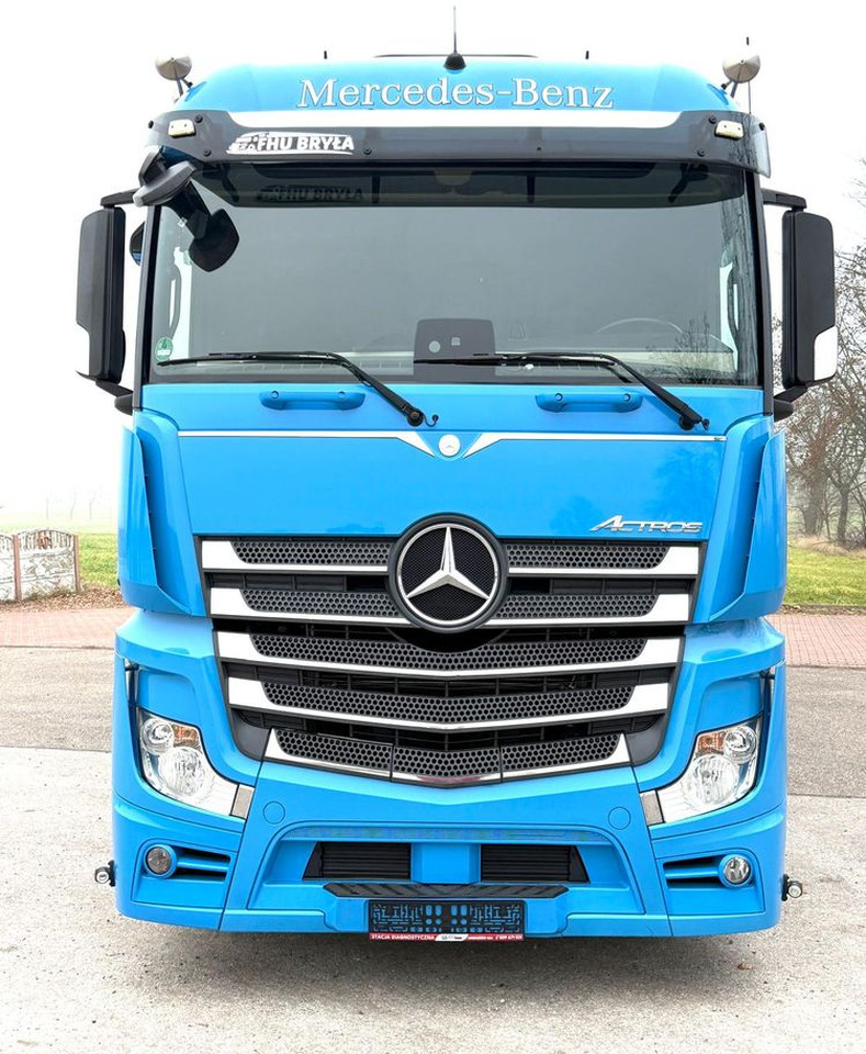 Mercedes-Benz ACTROS 1833 / FIRANKA/ WINDA / NOWY TACHOGRAF G2V2 / NOWE OPONY / 19PALET / 8TON ŁADOWNOŚCI / AUTOMAT / DUŻY SILNIK / SYPIALKA / SERWISOWANY / 2018 / JAK NOWY / - Curtain side truck: picture 3 Mercedes-Benz ACTROS 1833 / FIRANKA/ WINDA / NOWY TACHOGRAF G2V2 / NOWE OPONY / 19PALET / 8TON ŁADOWNOŚCI / AUTOMAT / DUŻY SILNIK / SYPIALKA / SERWISOWANY / 2018 / JAK NOWY / - Curtain side truck: picture 3