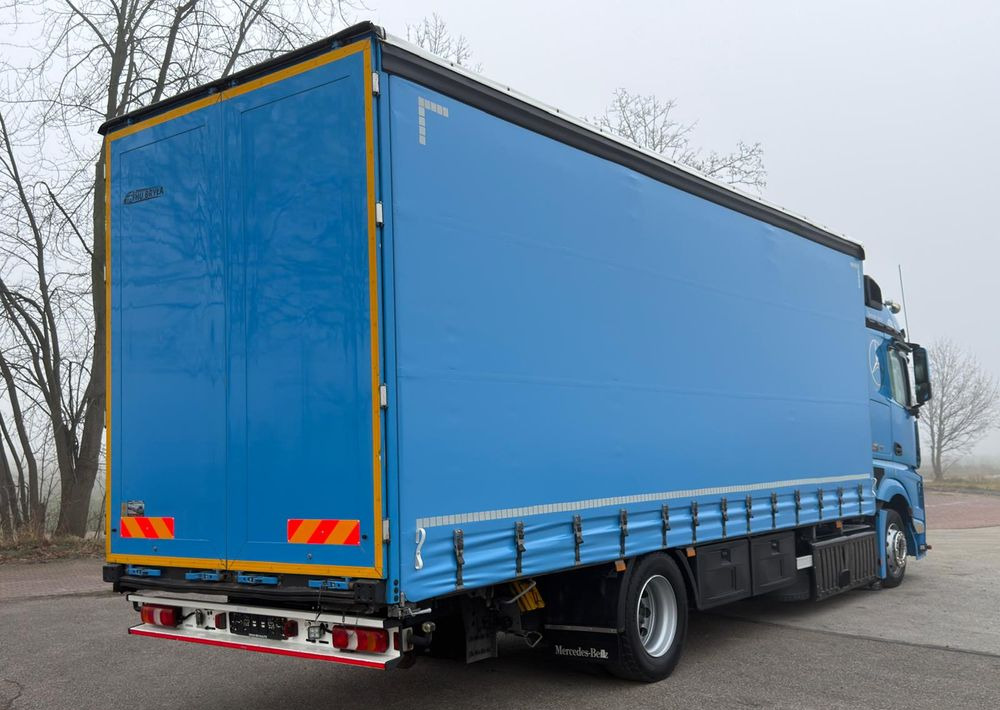 Mercedes-Benz ACTROS 1833 / FIRANKA/ WINDA / NOWY TACHOGRAF G2V2 / NOWE OPONY / 19PALET / 8TON ŁADOWNOŚCI / AUTOMAT / DUŻY SILNIK / SYPIALKA / SERWISOWANY / 2018 / JAK NOWY / - Curtain side truck: picture 4 Mercedes-Benz ACTROS 1833 / FIRANKA/ WINDA / NOWY TACHOGRAF G2V2 / NOWE OPONY / 19PALET / 8TON ŁADOWNOŚCI / AUTOMAT / DUŻY SILNIK / SYPIALKA / SERWISOWANY / 2018 / JAK NOWY / - Curtain side truck: picture 4