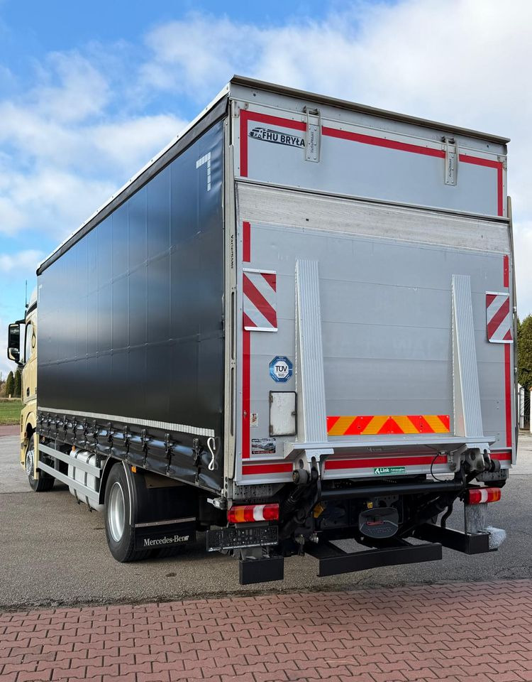 Mercedes-Benz ACTROS 1846 / FIRANKA / WINDA / 18 EUROPALET / AUTOMAT / Z NIEMIEC / 2019 / PRZEBIEG 370 TYŚ KM - Curtain side truck: picture 4 Mercedes-Benz ACTROS 1846 / FIRANKA / WINDA / 18 EUROPALET / AUTOMAT / Z NIEMIEC / 2019 / PRZEBIEG 370 TYŚ KM - Curtain side truck: picture 4