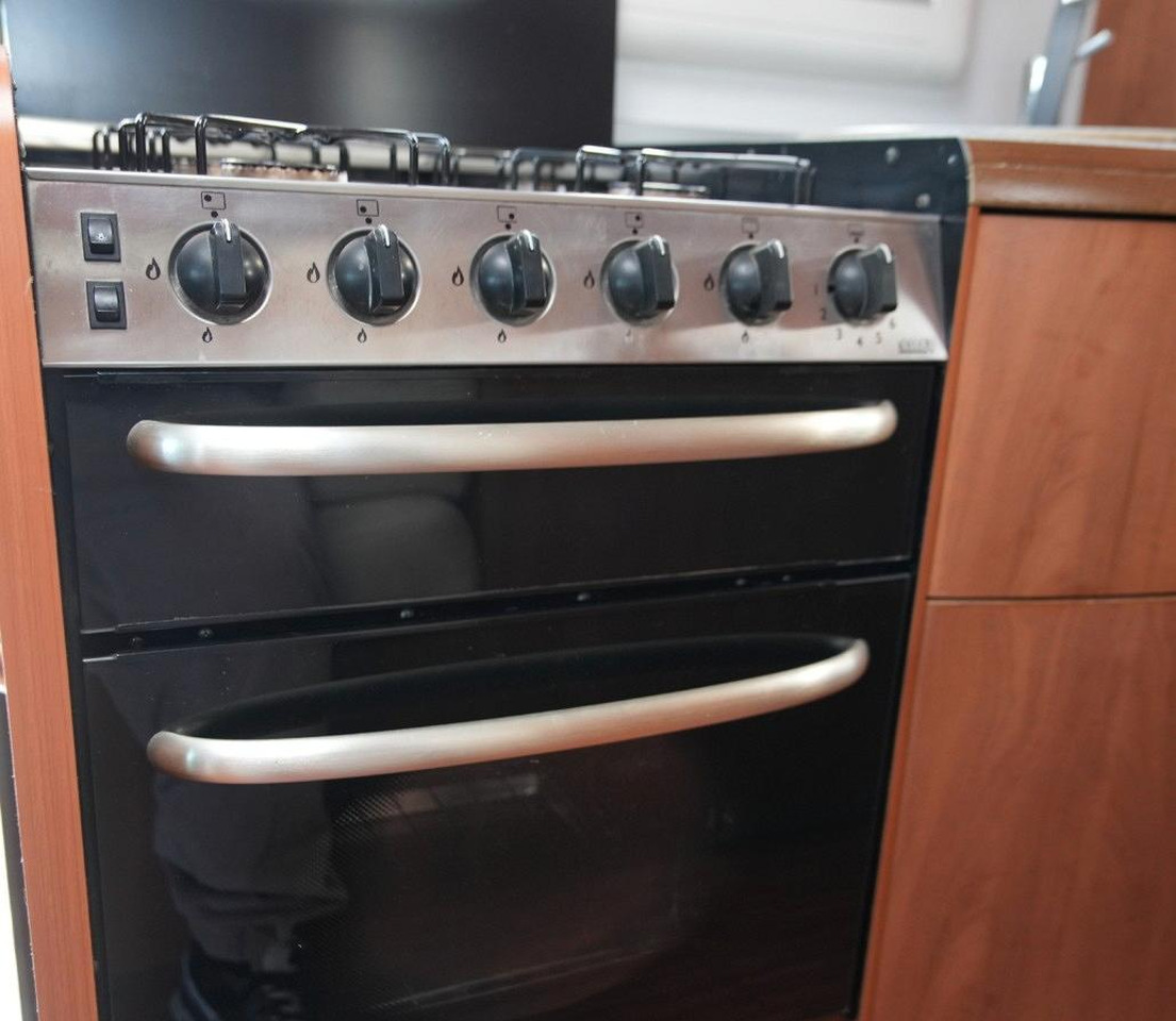 Integrated motorhome Laika rexosline 620: picture 12