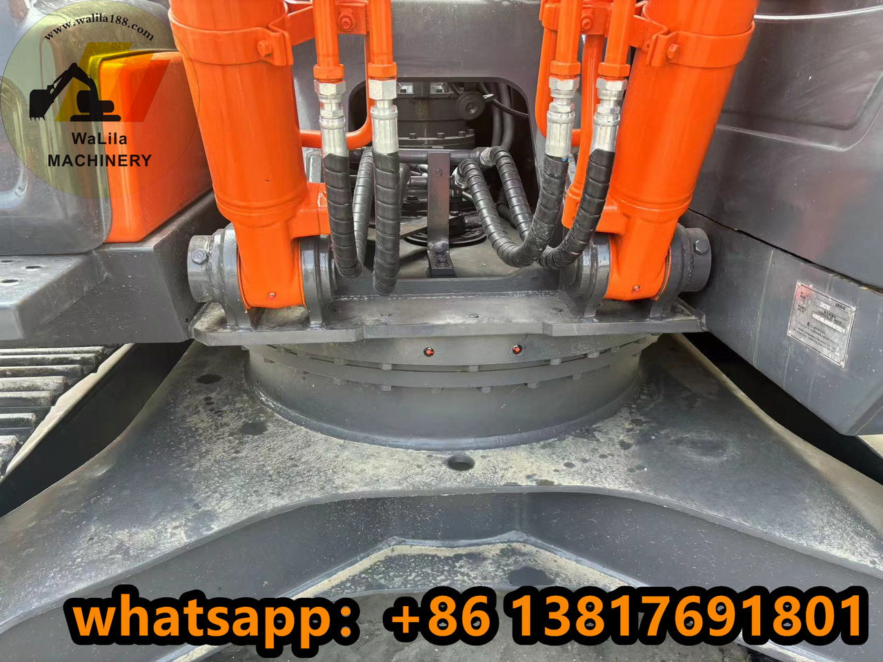 Crawler excavator HITACHI ZX210-3G: picture 7