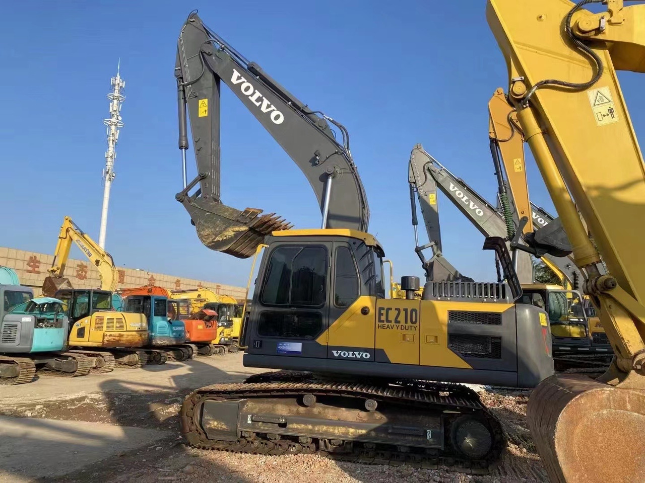 Volvo EC 210 Volvo 210 Ec240 - Crawler excavator: picture 2 Volvo EC 210 Volvo 210 Ec240 - Crawler excavator: picture 2