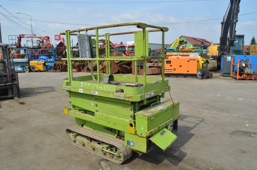 Aichi RV 041 - Scissor lift: picture 3 Aichi RV 041 - Scissor lift: picture 3