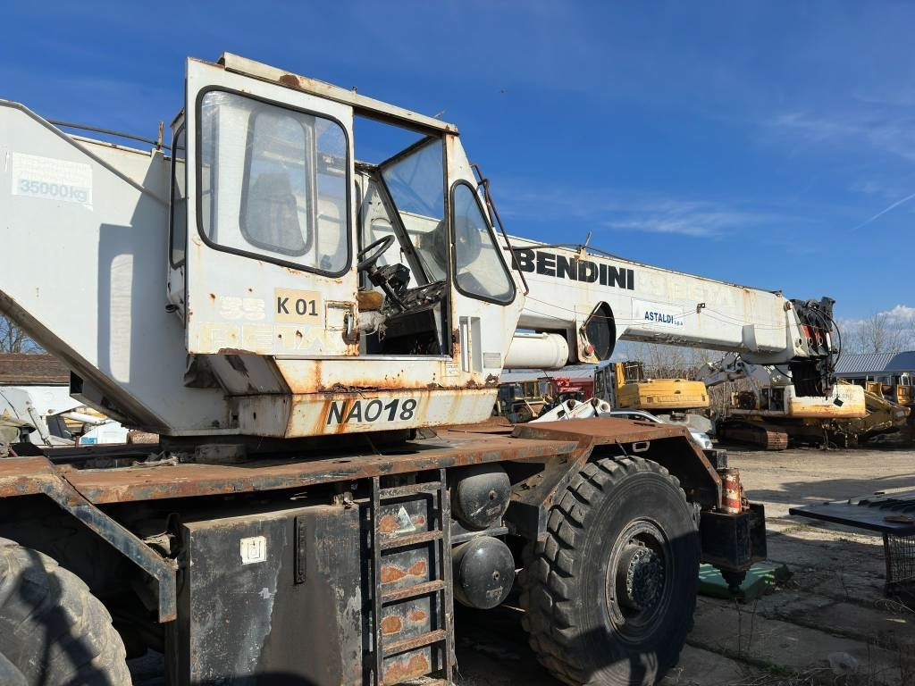 Bendini B206 Beta FOR PARTS - Crawler crane: picture 5 Bendini B206 Beta FOR PARTS - Crawler crane: picture 5