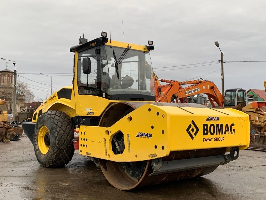 Bomag BW219 DH5+3D Trimble GPS - Compactor: picture 4 Bomag BW219 DH5+3D Trimble GPS - Compactor: picture 4