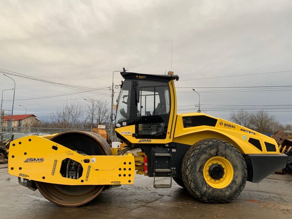 Bomag BW219 DH5+3D Trimble GPS - Compactor: picture 2 Bomag BW219 DH5+3D Trimble GPS - Compactor: picture 2