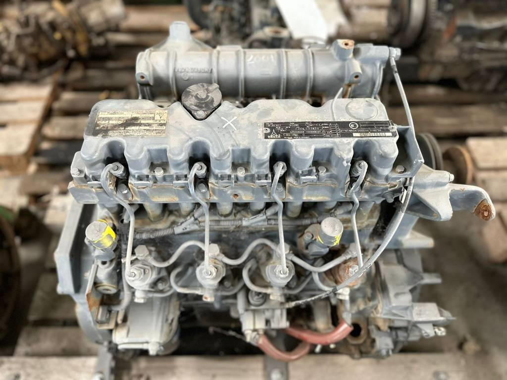 Deutz BF4M2011 ENGINE - Engine for Construction machinery: picture 1 Deutz BF4M2011 ENGINE - Engine for Construction machinery: picture 1
