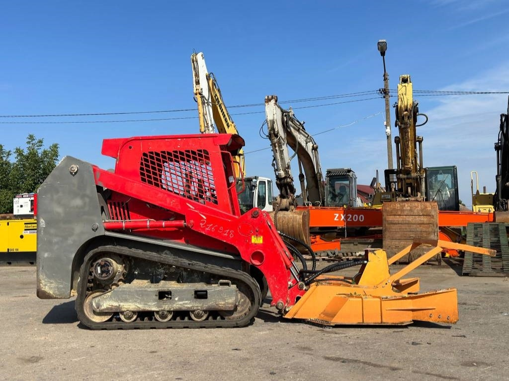 Gehl RT 175+Landhonor Forestry Mulcher - Compact track loader: picture 4 Gehl RT 175+Landhonor Forestry Mulcher - Compact track loader: picture 4