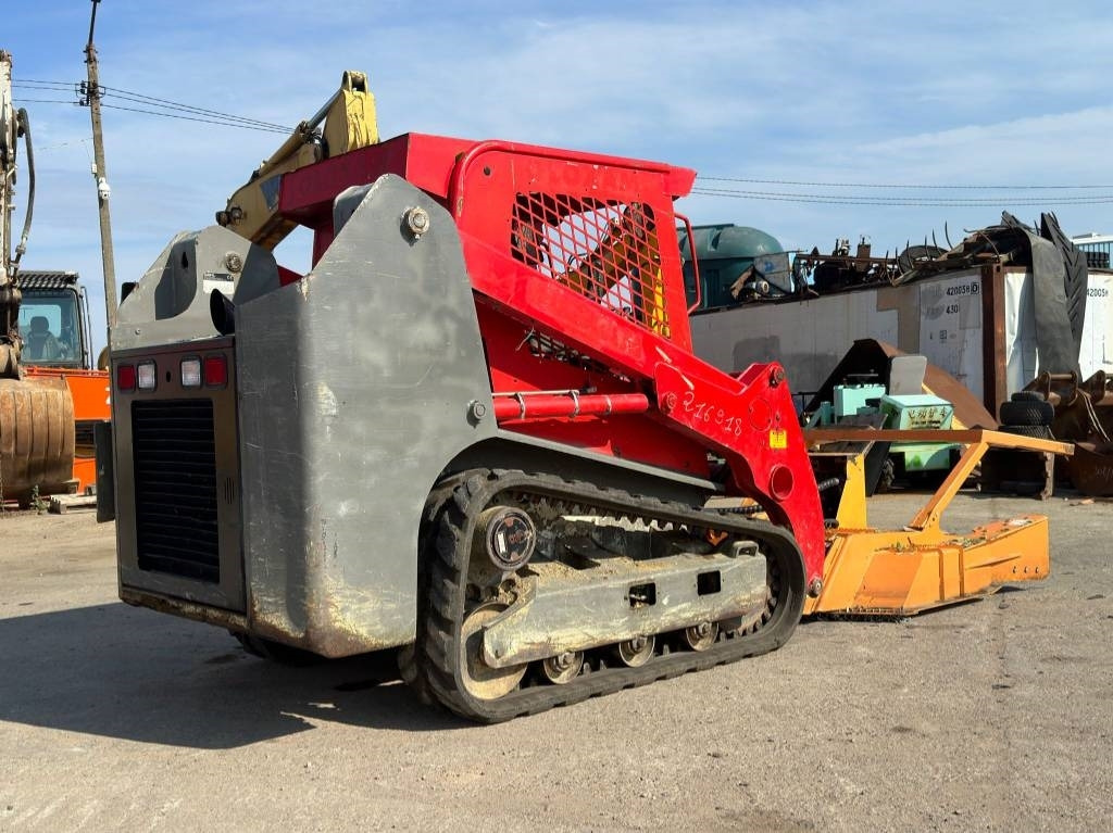 Gehl RT 175+Landhonor Forestry Mulcher - Compact track loader: picture 5 Gehl RT 175+Landhonor Forestry Mulcher - Compact track loader: picture 5