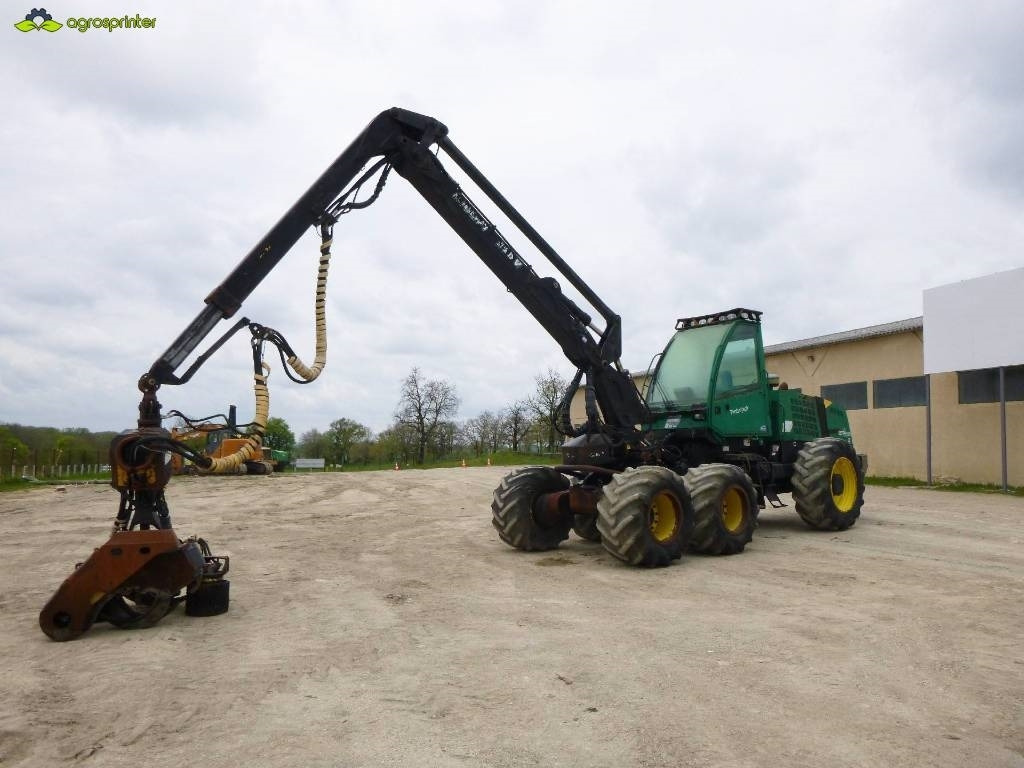 John Deere 1270 D - Forestry harvester: picture 1 John Deere 1270 D - Forestry harvester: picture 1