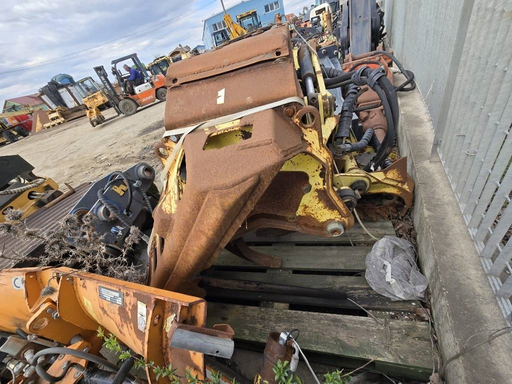 John Deere H414 Harvester Head - Felling head: picture 2 John Deere H414 Harvester Head - Felling head: picture 2