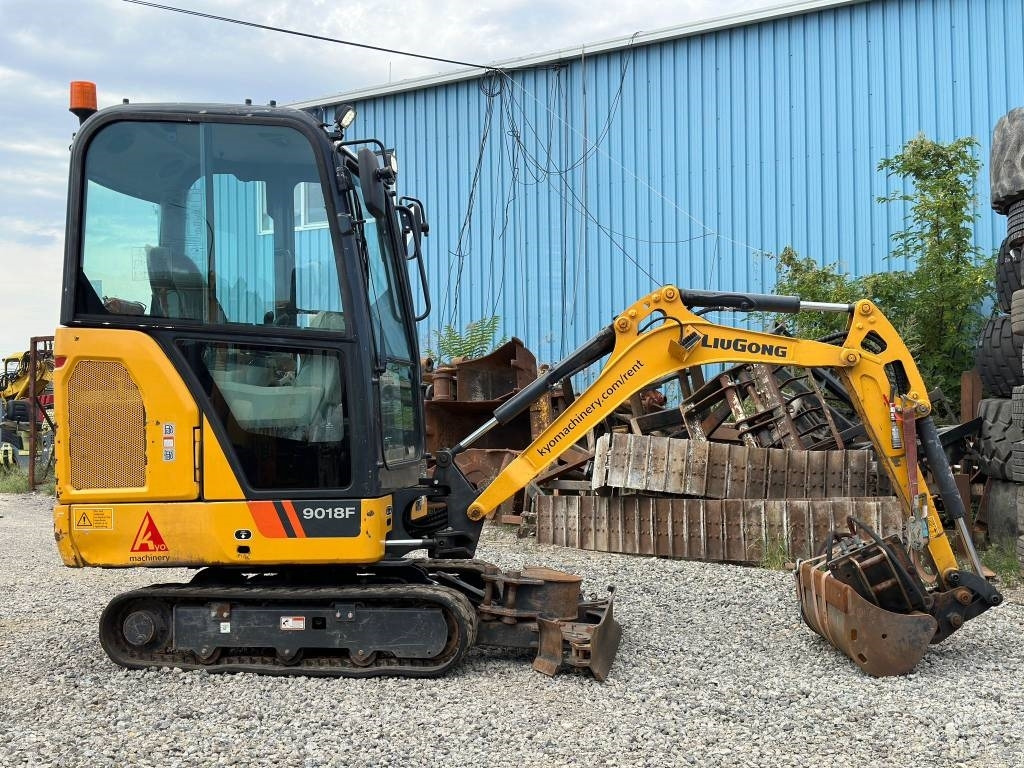 Liugong 9018F - Mini excavator: picture 2 Liugong 9018F - Mini excavator: picture 2