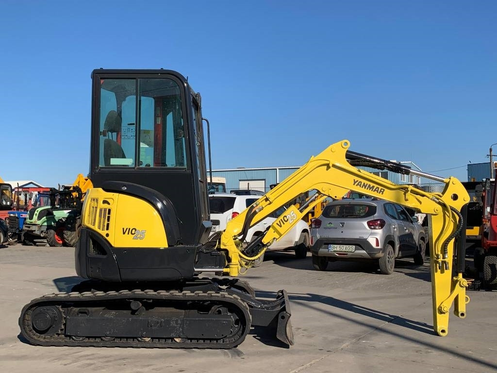 Yanmar Vio 25-4 - Mini excavator: picture 2 Yanmar Vio 25-4 - Mini excavator: picture 2